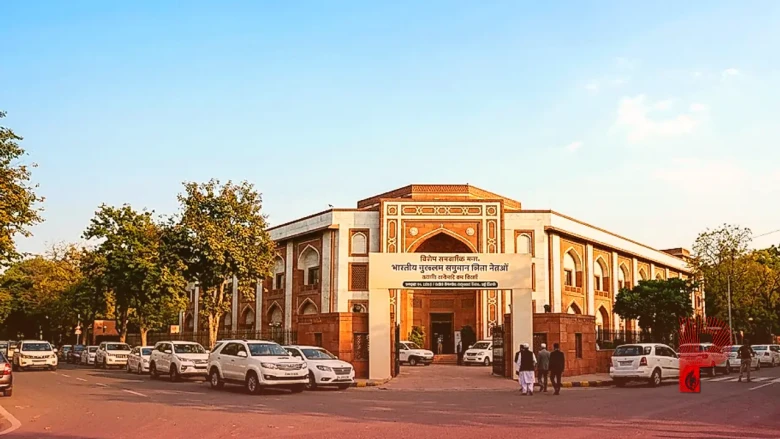 दिल्ली में मुस्लिम समाज की बड़ी बैठक: ओवैसी, खुर्शीद और मदनी समेत कई दिग्गज नेता देश के मौजूदा हालातों पर करेंगे महामंथन