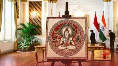 उत्तराखंड की ऐपण कला से इंडोनेशिया तक गूंज: पीएम मोदी ने राष्ट्रपति को भेंट की शिव की अद्भुत कलाकृति