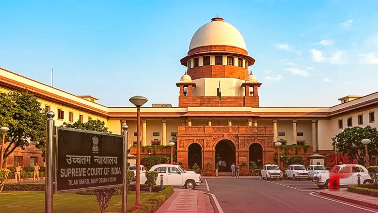 तृणमूल कांग्रेस की याचिका: सुप्रीम कोर्ट ने 20 बागी सांसदों को थमाया नोटिस