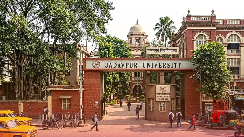 जादवपुर यूनिवर्सिटी में आपत्तिजनक पेंटिंग्स पर सीएम शुभेंदु अधिकारी सख्त, जांच के दिए कड़े निर्देश