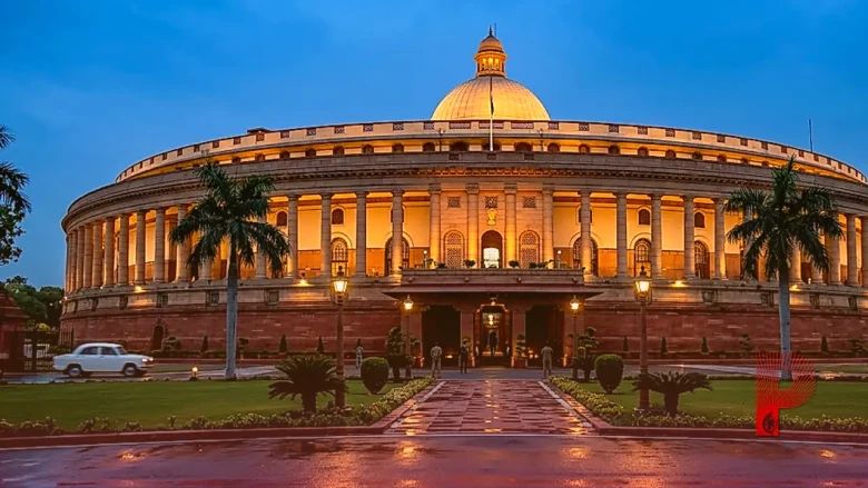 डोनाल्ड ट्रंप के लिए संकटमोचक बने दामाद जेयर्ड कुशनर, अहमद पटेल जैसी भूमिका निभाकर बचा रहे कुर्सी