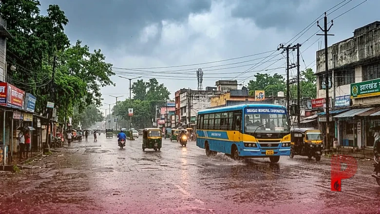 झारखंड में मानसून का असर: रांची और धनबाद सहित 18 जिलों में बारिश और आंधी का अलर्ट