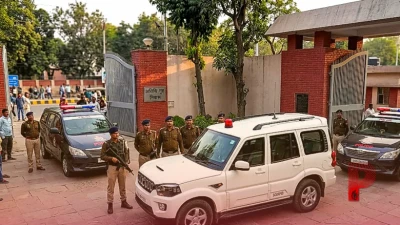 लालू यादव और राबड़ी देवी को वापस मिली Z श्रेणी की सुरक्षा, बुलेटप्रूफ गाड़ी भी हुई मुहैया