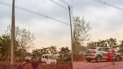 गुरुग्राम में तेज रफ्तार का कहर: सेक्टर-75 में बलेनो ने दो युवकों को मारी जोरदार टक्कर, सीसीटीवी वीडियो आया सामने