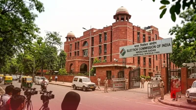 तृणमूल कांग्रेस पर वर्चस्व की जंग: सोमवार को चुनाव आयोग के सामने आमने-सामने होंगे ममता और ऋतब्रत गुट