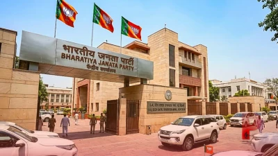 TMC को बड़ा झटका, सुष्मिता देव, सुखेंदु शेखर रॉय और प्रकाश चिक बड़ाइक ने थाम लिया BJP का दामन