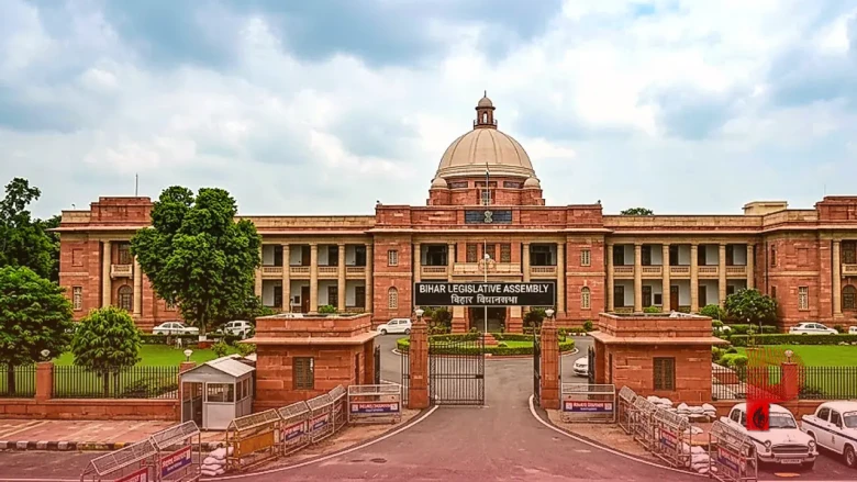 बिहार विधानसभा का मानसून सत्र: सम्राट चौधरी और तेजस्वी यादव के बीच तीखी बहस के आसार, इन बड़े मुद्दों पर सरकार को घेरेगा विपक्ष