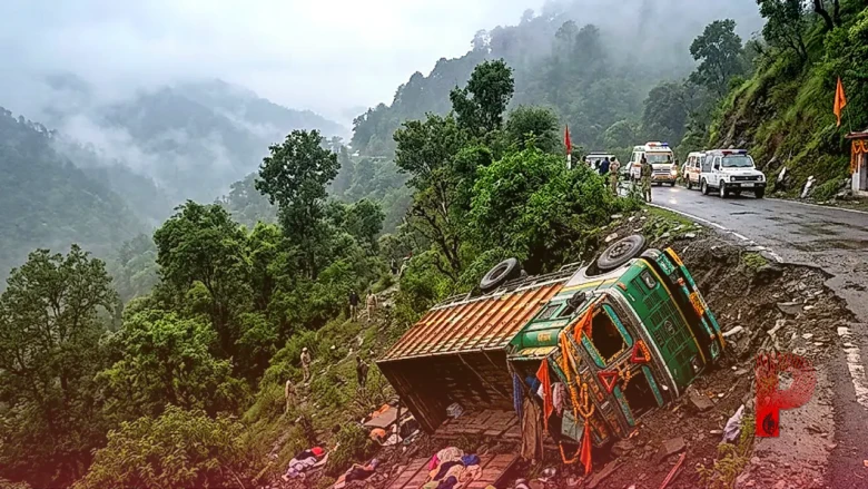 हिमाचल प्रदेश के ऊना में बड़ा हादसा: श्रद्धालुओं से भरा ट्रक खाई में पलटा, 50 से अधिक लोग घायल