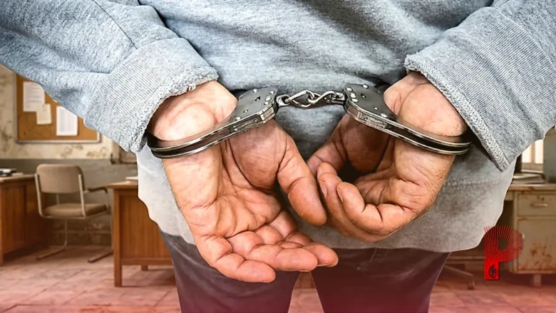 झारग्राम में अवैध रेत कारोबारियों से वसूली का भंडाफोड़: पुलिस कांस्टेबल और तीन दलाल गिरफ्तार, 5.70 लाख रुपये बरामद