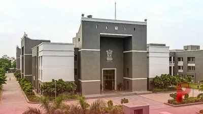 सूरत में 100 घर गिराने के मामले पर गुजरात हाईकोर्ट सख्त, सरकार से पूछा- क्या नागरिकों के प्रति जिम्मेदारी नहीं है