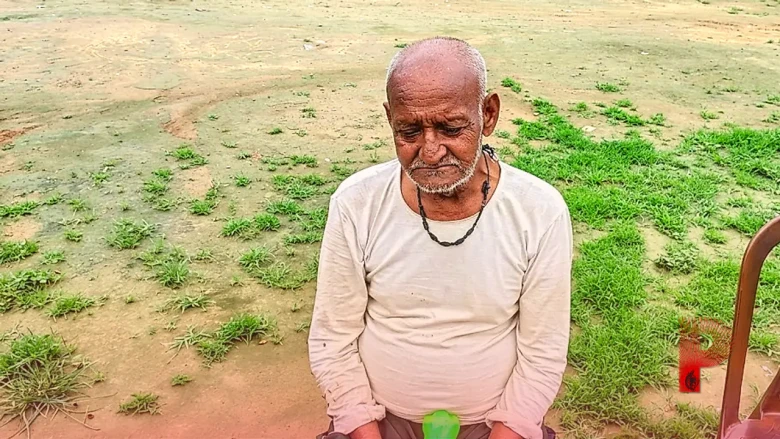 फरीदाबाद: तीन बेटों के पिता 70 साल के सुरेश वृद्धाश्रम में रहने को मजबूर, अपनों से दूरी का दर्द