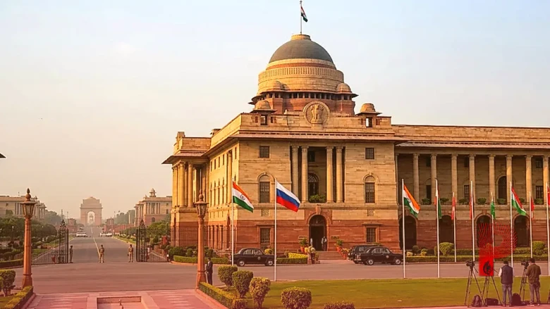 शंघाई सहयोग संगठन में भारत की सदस्यता का सफर: आखिर क्यों भारत ने काफी समय तक 'वेट एंड वॉच' की नीति अपनाई?
