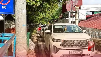 नैनीताल माल रोड पर 'हॉर्न बैन' के फैसले पर भड़के लोग, कहा- संकरी सड़क पर बढ़ेंगे हादसे, पहले ट्रैफिक सुधारो
