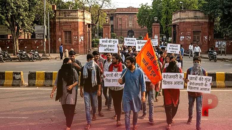 राहुल गांधी के 'छात्रों की गूंज' अभियान पर सवाल, फैक्ट-चेक में दावों को लेकर सनसनी