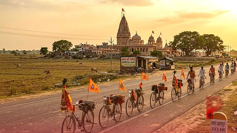 साइकिल से 1300 किलोमीटर की कठिन यात्रा: शाहजहांपुर के 14 कांवड़ियों का अटूट विश्वास और भक्ति
