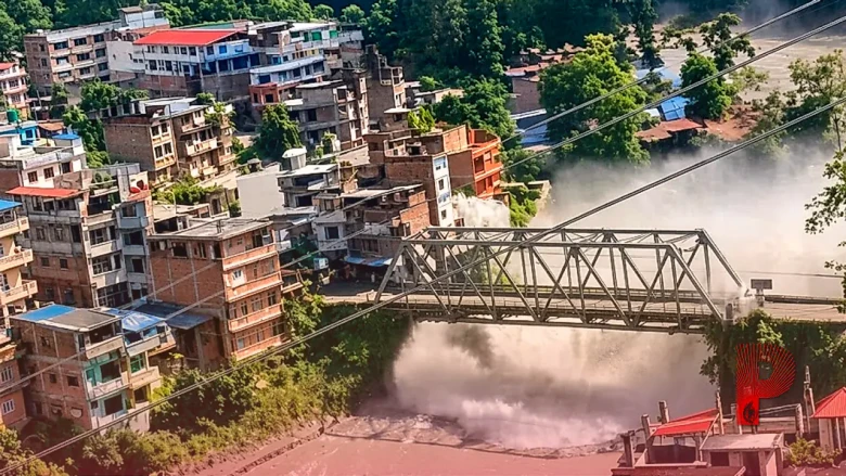 नेपाल में ग्लेशियर टूटने से आई तबाही, ISRO की सैटेलाइट तस्वीरों से खुला बड़ा राज