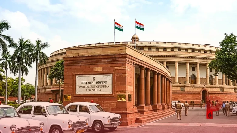 7.8% GDP पर घमासान: शिवसेना का मल्लिकार्जुन खरगे पर करारा पलटवार, कहा- कांग्रेस के लिए इसका मतलब सिर्फ 'गांधी परिवार डेवलपमेंट प्रोग्राम'