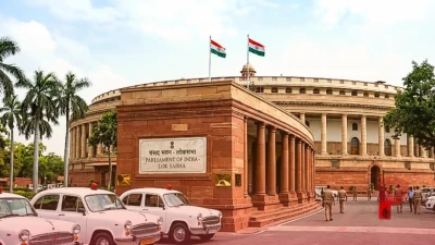 7.8% GDP पर घमासान: शिवसेना का मल्लिकार्जुन खरगे पर करारा पलटवार, कहा- कांग्रेस के लिए इसका मतलब सिर्फ 'गांधी परिवार डेवलपमेंट प्रोग्राम'