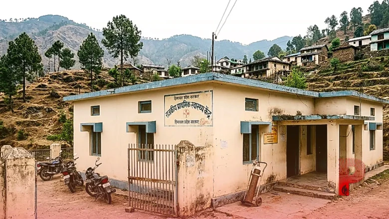 हिमाचल प्रदेश: ऑक्सीजन के लिए दो घंटे तक तड़पती रही 90 साल की बुजुर्ग, नर्स ने पुलिस बुलाने की दी धमकी