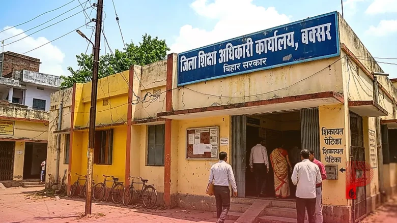 बक्सर छात्रा कांड: शिक्षा मंत्री मिथिलेश तिवारी ने आरोपियों पर बरपाया कहर, गिरफ्तारी और निलंबन के दिए कड़े निर्देश