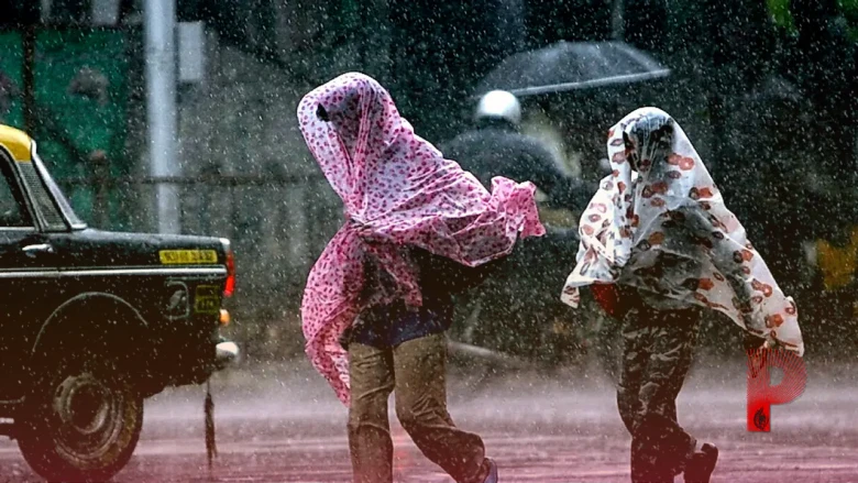उत्तराखंड में भारी बारिश का तांडव: नैनीताल और अल्मोड़ा के लिए रेड अलर्ट, 95 सड़कें बंद
