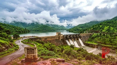 मानसून की बौछार से निखरा सतनाला डैम का स्वरूप, किसी हिल स्टेशन जैसा अहसास करा रहे हैं घने बादल और पहाड़