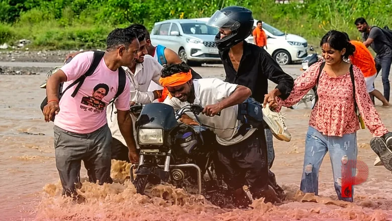 मौसम का मिजाज: दिल्ली-यूपी समेत 25 राज्यों में आंधी-तूफान का अलर्ट, 70 KM/H की रफ्तार से चलेंगी हवाएं