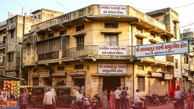 कॉकरोच जनता पार्टी में बड़ी फूट, अभिजीत दिपके से अलग होकर मनीष ब्रह्मभट्ट ने बनाई CJP-D