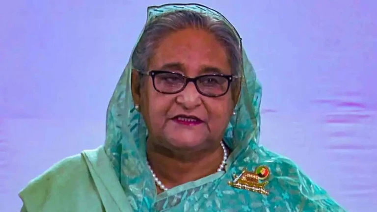बांग्लादेश लौटना चाहती हैं शेख हसीना: जान का जोखिम और कानूनी चुनौतियों के बीच बताया वापसी का अपना प्लान