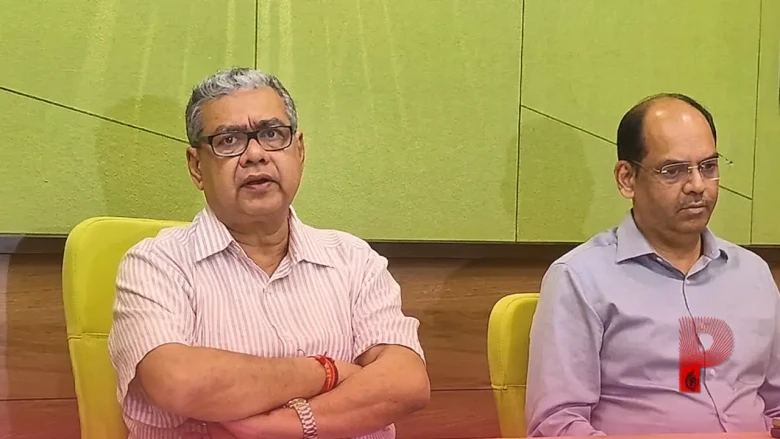 पश्चिम बंगाल में डेंगू का कहर: स्वास्थ्य मंत्री ने छात्रों के लिए जारी की ड्रेस कोड संबंधी सलाह