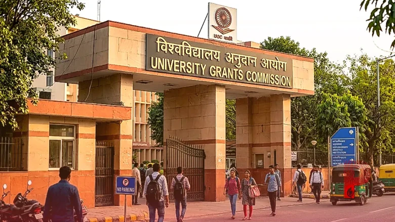 सेल्फ स्टडी से बदली किस्मत, इंजीनियरिंग के बाद पारस त्रिपाठी ने पहले ही प्रयास में निकाला UGC NET