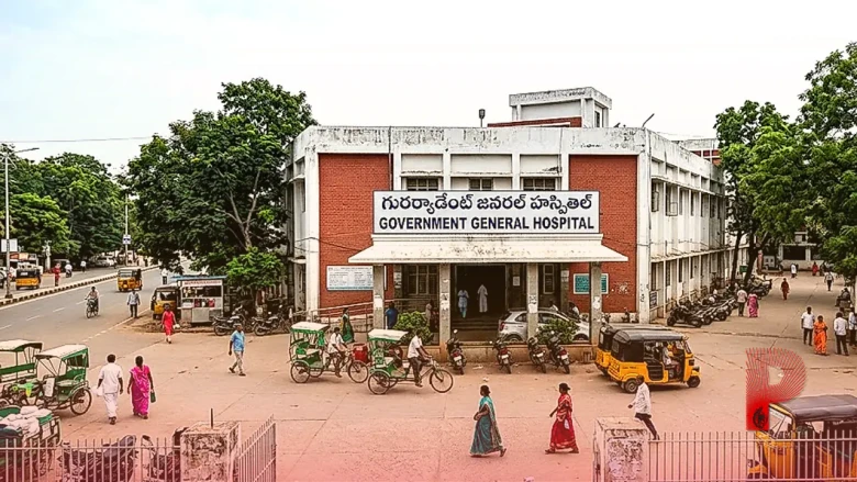 आंध्र प्रदेश: महिला के पेट से निकले 13 पेन, मोमबत्ती और चम्मच, डॉक्टरों के होश उड़े