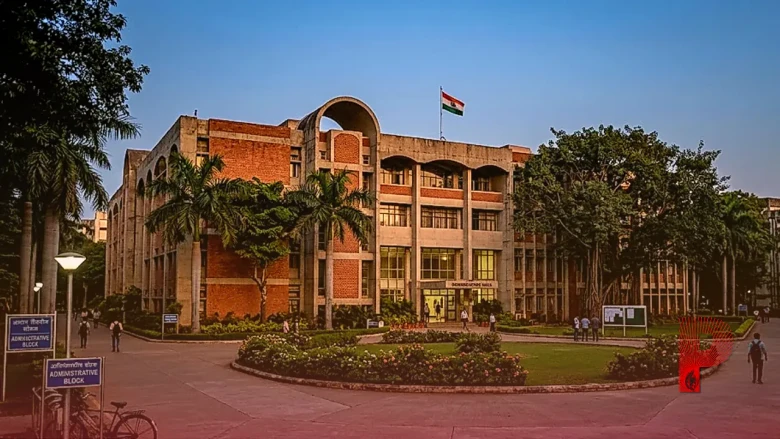 आईआईटी में केवल एडमिशन ही नहीं, बल्कि बरसता है पैसा: कहीं मिलती है 90 हजार रुपये महीना फेलोशिप, तो कहीं सालाना 3 लाख रुपये की स्कॉलरशिप