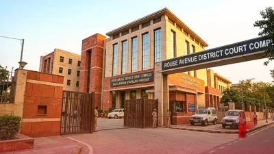 IRCTC मनी लॉन्ड्रिंग मामला: लालू यादव, तेजस्वी और राबड़ी देवी पर तय हुए आरोप, कोर्ट से 7 लोगों को मिली राहत