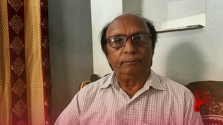 पलामू के हरिवंश प्रभात का कमाल: कविताओं के जरिए बच्चों के लिए व्याकरण बनाना हुआ बेहद आसान