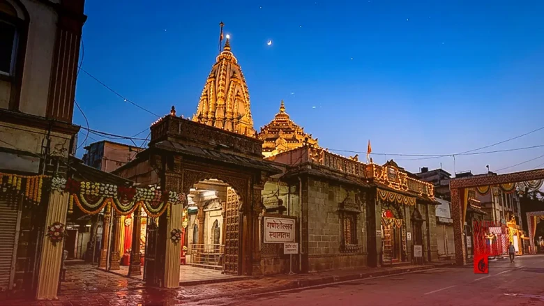 गणेश चतुर्थी पर चांद देखने की मनाही क्यों है? जानें दर्शन का सही समय और बचाव के उपाय