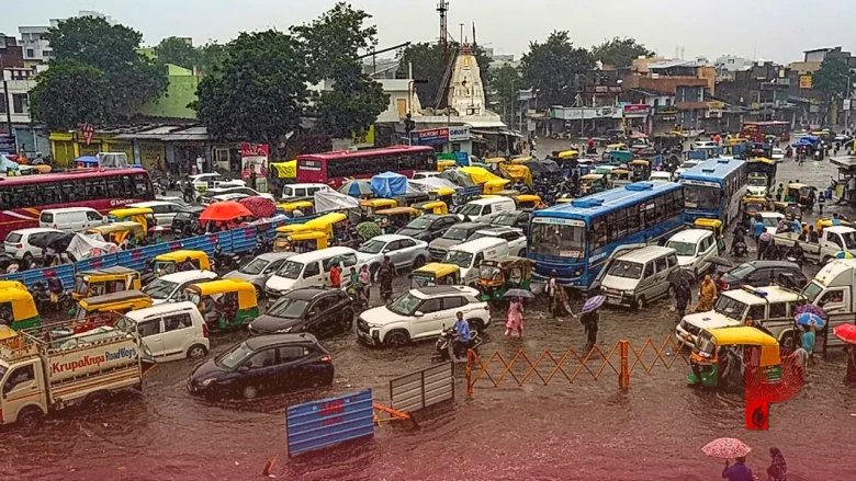 मौसम अपडेट: मानसून की विदाई की तैयारी, लेकिन उससे पहले 60 KMPH की रफ्तार वाले तूफान और भारी बारिश का अलर्ट
