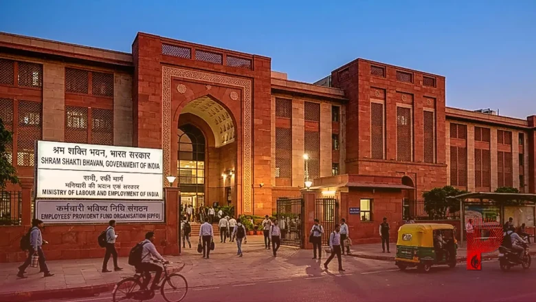 EPF में बड़ा बदलाव: सरकार ने वेतन सीमा बढ़ाई, 25,000 रुपये तक की सैलरी पाने वाले 51 लाख कर्मचारियों को होगा फायदा