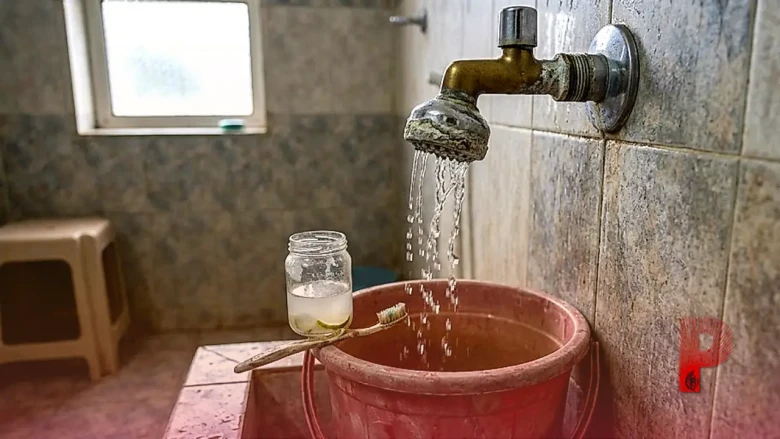 शावर हेड में पानी की रफ्तार हो गई है धीमी? इन आसान घरेलू उपायों से मिनटों में करें क्लीन
