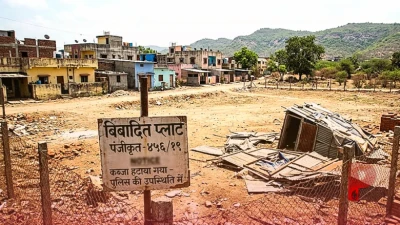 प्रधानमंत्री के दोस्त की जमीन का मामला: BJP विधायक नरेंद्र मेहता ने विवादित प्लॉट से हटाया कब्जा