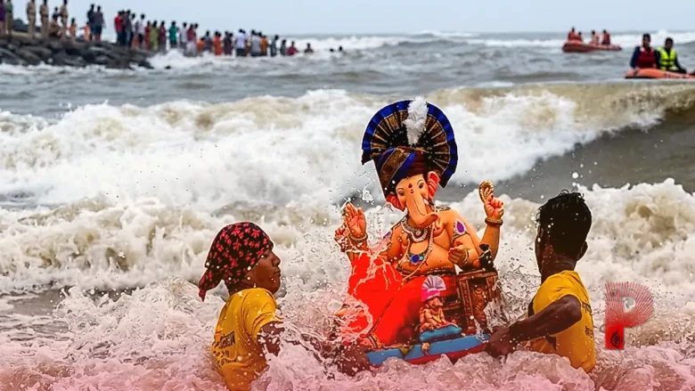 तेलंगाना में गणेश विसर्जन के दौरान बड़ा हादसा, तालाब में डूबने से 6 छात्रों की दर्दनाक मौत