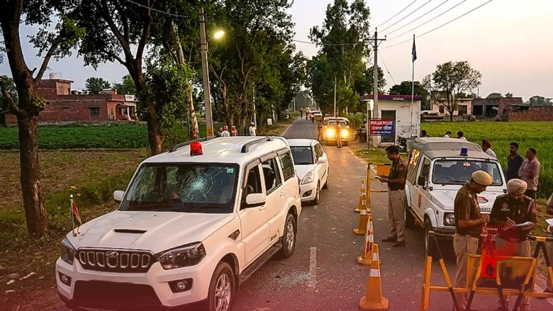 पठानकोट में बीजेपी नेता रवनीत सिंह बिट्टू के काफिले पर कथित हमला, आम आदमी पार्टी पर लगाए गंभीर आरोप