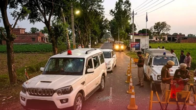 पठानकोट में बीजेपी नेता रवनीत सिंह बिट्टू के काफिले पर कथित हमला, आम आदमी पार्टी पर लगाए गंभीर आरोप