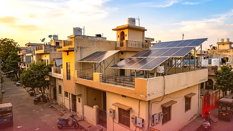 सोलर पैनल लगवाना चाहते हैं तो समझें 1kW, 3kW और 5kW का गणित, कितने दिनों में निकलेगा आपका खर्च