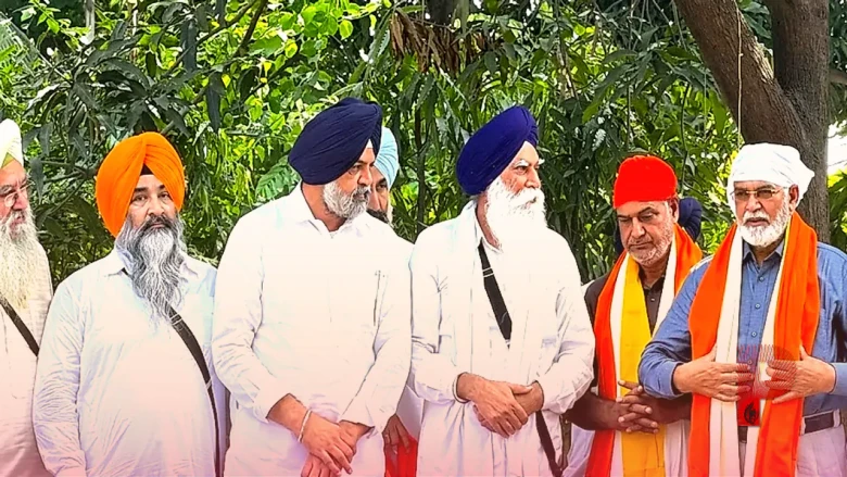 ED के पूर्व अधिकारी निरंजन सिंह की राजनीति में एंट्री, अमृतपाल की पार्टी वारिस पंजाब दे का थामा दामन
