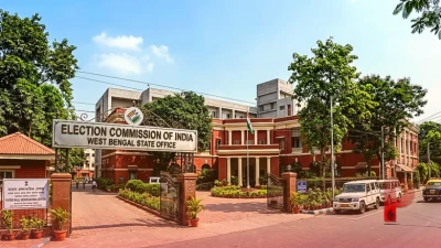 ममता बनर्जी का चुनाव आयोग पर बड़ा हमला, CEC को कहा 'वैनिश कुमार', वोटर लिस्ट में गड़बड़ी का लगाया आरोप