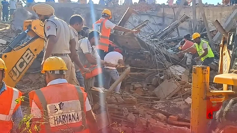 अंबाला: निर्माणाधीन 3 मंजिला इमारत गिरी, मलबे में दबे 8 मजदूर, बचाव अभियान जारी