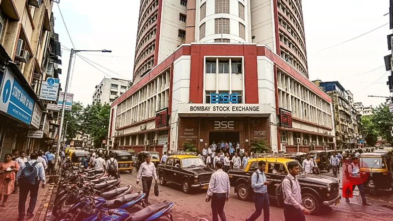 भारतीय शेयर बाजार में बिकवाली का दौर: सेंसेक्स 488 अंक फिसला, निफ्टी 22,700 के स्तर से नीचे