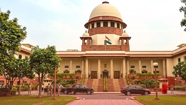 क्या ज्ञानेश कुमार ले सकते हैं एकतरफा निर्णय, सुप्रीम कोर्ट में याचिका और सीजेआई सूर्यकांत की बेंच करेगी सुनवाई