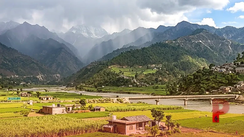 उत्तराखंड का मौसम: पर्वतीय क्षेत्रों में हल्की बारिश की संभावना, मैदानों में खिली रहेगी धूप